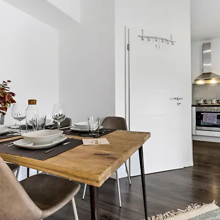 Luxomes - Modern Design -