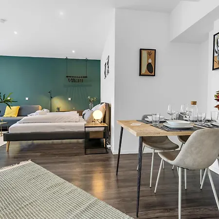 Luxomes - Modern Design - Apartment