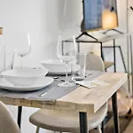 Luxomes - Modern Design -