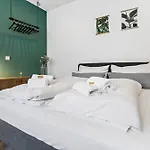 Luxomes - Modern Design - アパート *