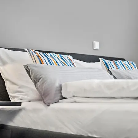 Apartment Luxomes - Stylish & New Design - Kitchen - Netflix Ingolstadt