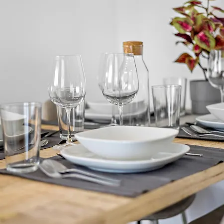 Luxomes - Modern Design - *