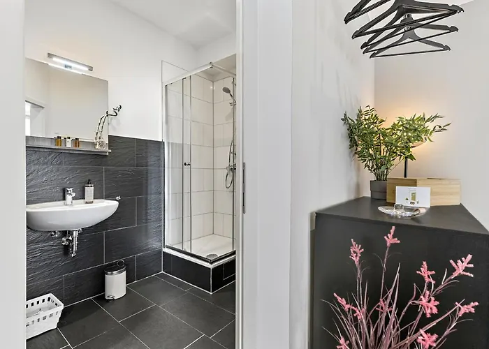 Luxomes - Modern Design - *
